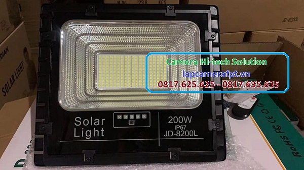 Đèn Pha năng lượng mặt trời JD-8200L