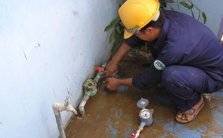 Cảnh báo chiêu trò mạo danh nhân viên cấp nước lừa gắn đồng hồ